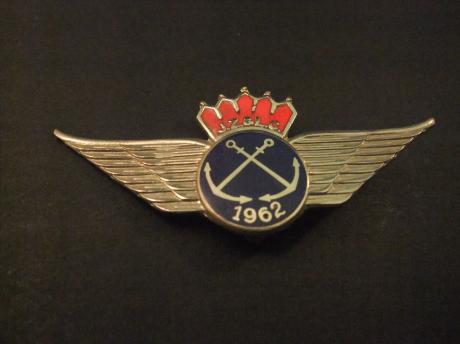 J.Z.& L.C.( Jeugd Zee- en Luchtvaart Club ) Wing